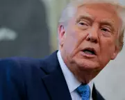 Trump Hosts Crypto Memecoin Event at Mar-a-Lago, Sparks Debate