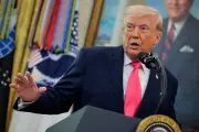 Trump Imposes 100% Tariffs on Drug Firms Without Price Deals