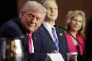 Trump Vows to Maintain Iran Blockade Until Final Deal is Secured