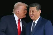 Trump Warns Xi and World of US Military Might in Bizarre Social Media Post