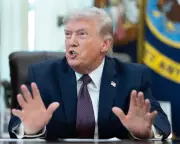 Trump's Iran War Timeline Sparks Global Market Rally and Oil Price Plunge