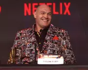 Tyson Fury Promises Knockout in Boxing Comeback Against Makhmudov