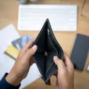 UK Minimum Wage Rises Leave Workers Short of Four Months of Food Bills