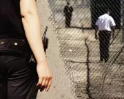 US Firm Mandates Handcuffs for All Australian Immigration Detainees in Transit