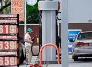 US Inflation Surges 3.3% Amid Trump's Iran War, Fueling Economic Strain