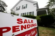 US Mortgage Rate Drops to 6.37% After Five Weeks of Increases