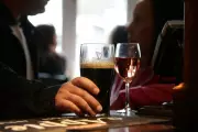 Weight Loss Jabs Could Help Reduce Alcohol Cravings, Study Finds