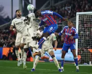 West Ham's Goalless Draw at Palace Relegates Wolves, Boosts Survival Hopes