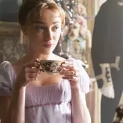 White Lotus Star Joins Bridgerton's Phoebe Dynevor in 'Beach Read' Film Adaptation