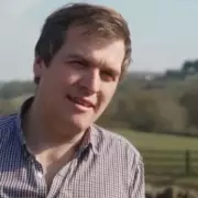 Yorkshire Vet's Matt Smith Faces 'Tough' Twin Delivery in Dramatic Finale