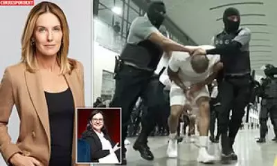 60 Minutes Reporter Slams Network Over 'Editorial Fear' at Awards Ceremony