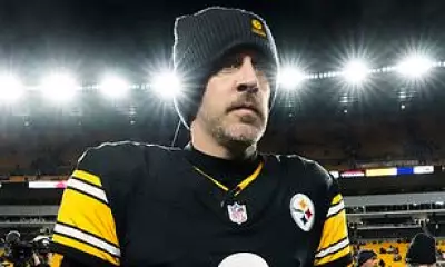 Aaron Rodgers to play another NFL season for Pittsburgh Steelers