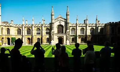 Academics Get £247k Taxpayer Cash to 'Decolonise' School Subjects