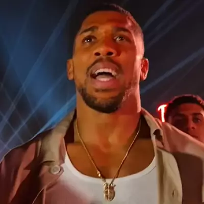 Anthony Joshua Backs Rico Verhoeven Over Controversial Usyk Stoppage