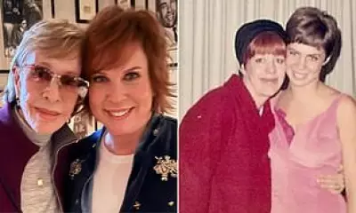 Carol Burnett and Vicki Lawrence Reunite for Special Dinner