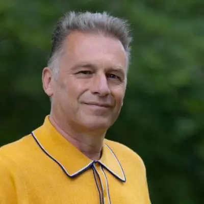 Chris Packham's Blueprint to Defeat Far Right and Revive Labour