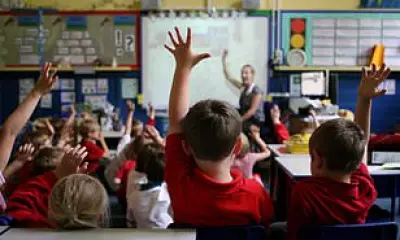 Climate Change Committee Urges 25C Max Temp for Classrooms