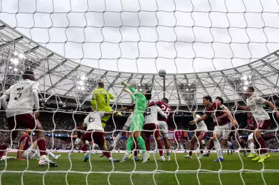 Football Lawmakers to Review Grappling at Corners After VAR Row