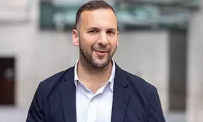 Green Party Leader Admits False British Red Cross Spokesman Claim