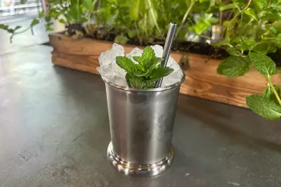 How to Make the Perfect Mint Julep at Home for Kentucky Derby
