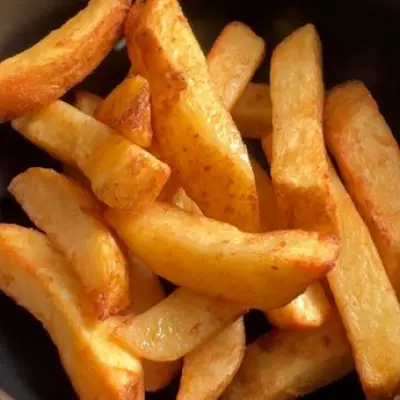 Iceland's £2.50 Chips Taste Better Than KFC, Says Journalist