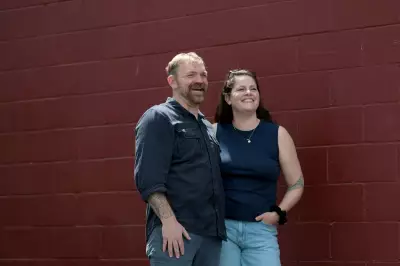 Maine Senate Candidate Platner Accused of Sending Explicit Texts While Married