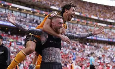 McBurnie's Last-Gasp Goal Sends Hull City to Premier League