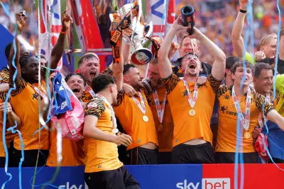 McBurnie's Late Winner Sends Hull City Back to Premier League