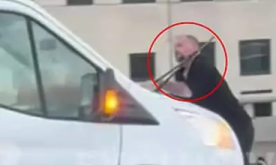 Melbourne Road Rage: Driver Jumps on Moving Van Bonnet During Peak Hour