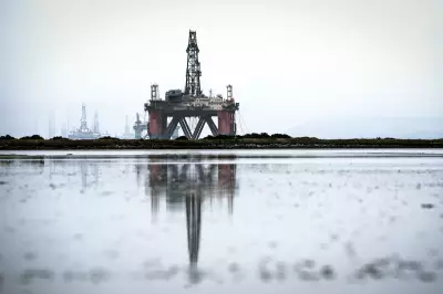 Oil Prices Surge to $100 a Barrel as Iran Peace Hopes Dim