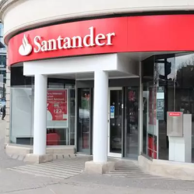 Santander Offers £180 Cash Plus £30 Amazon Voucher for Switching