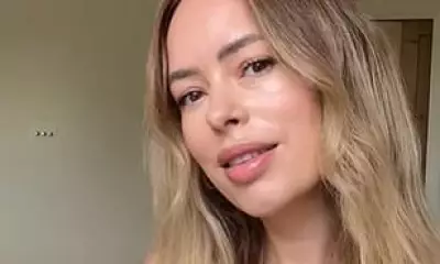 Tanya Burr Expecting Second Child, Shares Baby Bump Video
