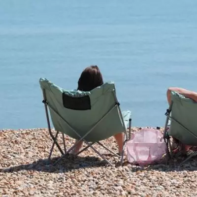 UK Braces for 35C Heatwave: Health Warnings Issued for Bank Holiday