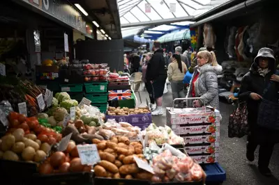 UK Consumer Confidence Plunges Most Since Ukraine War Start