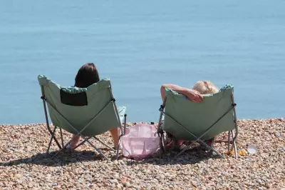 UK Issues Amber Heat Health Alert: Regions at Risk and Safety Tips