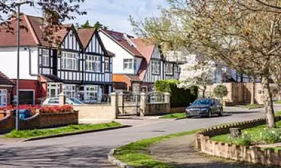 UK Staycation Trend: Brits Flock to 'Fringe' Cities for Affordable Summer Breaks