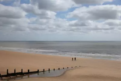 UK Weather: Rain and Chill This Weekend Before Bank Holiday Warmth