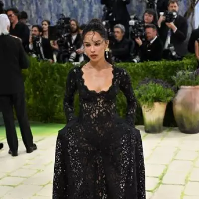 Zoe Kravitz Ditches Engagement Ring at Met Gala Without Harry Styles