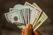 $100K Salary Now Lower-Middle Class in 12 US States, Report Finds