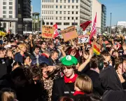 50,000 German Pupils Strike Against New Military Service Law