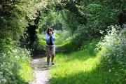 Allergy Expert Warns Worse Pollen Season: How to Avoid Symptoms