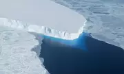 Antarctica's Doomsday Glacier on Verge of Ice Shelf Collapse This Year