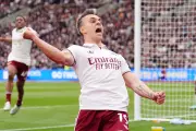 Arsenal Edge West Ham 1-0 to Close In on Premier League Title