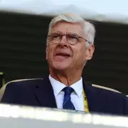 Arsene Wenger Backs Arsenal to Win Champions League Final Against PSG