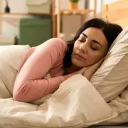 Best Foods to Eat Before Bed for Better Sleep, According to a Dietitian