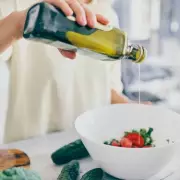 Binman Reveals Correct Way to Dispose of Old Cooking Oil