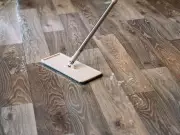Black Tea: The Cheap Kitchen Ingredient That Keeps Wooden Floors Dust-Free