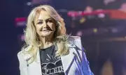 Bonnie Tyler Resuscitated After Cardiac Arrest in Algarve Hospital