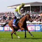 Bow Echo Triumphs in 2,000 Guineas at Newmarket, Loughnane's First Classic