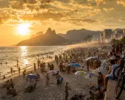 Brazil Beach Scams: Tourists Charged £1,500 for Kebabs, £3,000 for Corn